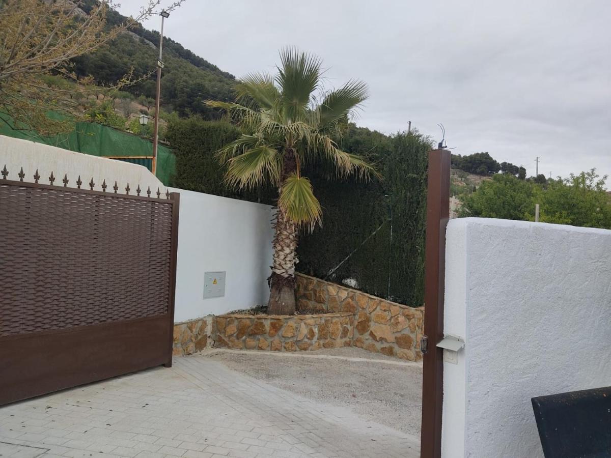 Гостьовий будинок Casa Cueva El Almendro Pegalajar Екстер'єр фото