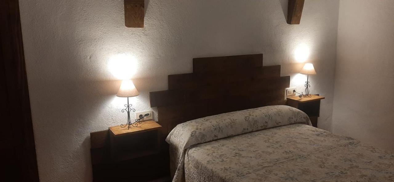 Гостьовий будинок Casa Cueva El Almendro Pegalajar Екстер'єр фото